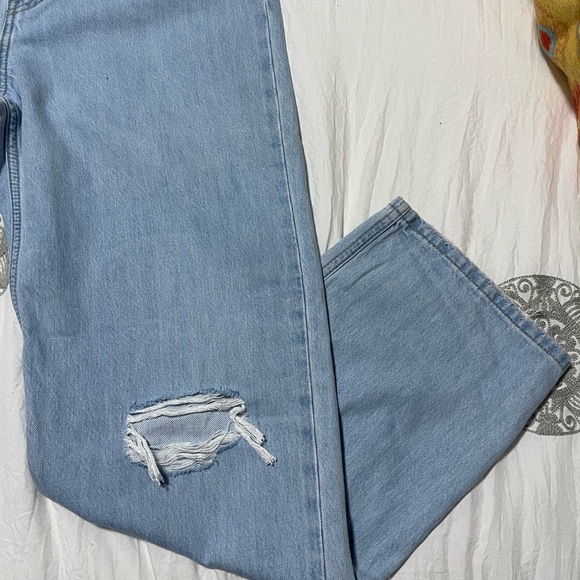 Levi’s Lo Pro Straight Leg Jeans - Picture 2 of 7